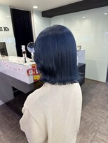 アンドバイモードケイズ (and by MODE K's)&nbsp;[サロンスタイル]スカイブルー/ボブカット／顔周りカット