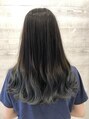 アグ ヘアー リーヴァ 上田店(Agu hair riva)&nbsp;グラデーションカラー、ブルー、グレー。