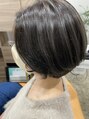 アフロディアンブランシュ(AphrodiaN branche) 毛先に動きをつけたハンサムショートボブ