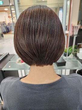 ロップ(LOP) 大人グラデーションボブ