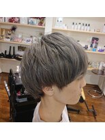 サロン ド ビューティー ラ デュース&nbsp;メンズカラー　ハイトーングレージュ