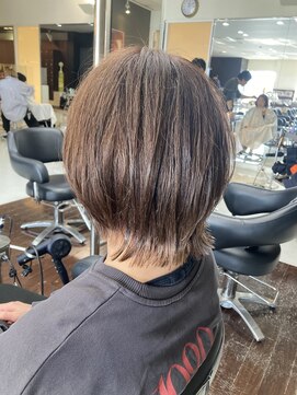 シャンプーボーイエイムス(SHAMPOO BOY aims) ウルフボブ