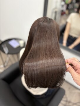 アマテラスゼロ 新宿(AMATELAS zero) 美髪矯正×小顔ロング【AMATELAS zero 新宿】