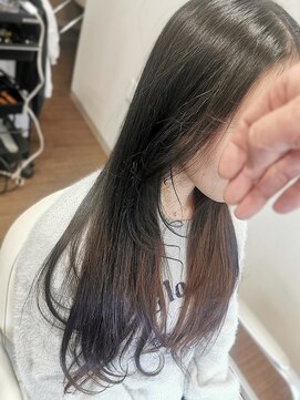 ドゥージングヘアースクラッチ(Dozing Hair Scratch) ナチュラルロングレイヤー