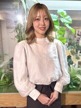 【スタイリスト／海野】