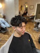 アンカー(ANCHOR)&nbsp;MEN’S HAIR/サーフカール/刈り上げセンターパート/印西市