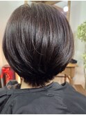 ショートボブ