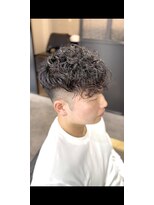 トッカ(tocca)&nbsp;スペインカール/刈り上げ/スパイラルパーマ