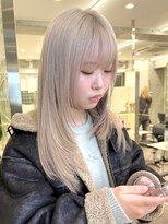 サンクプロジェクト(cinq PROJECT)&nbsp;透明感あふれるホワイトカラー×ミディアムレイヤー