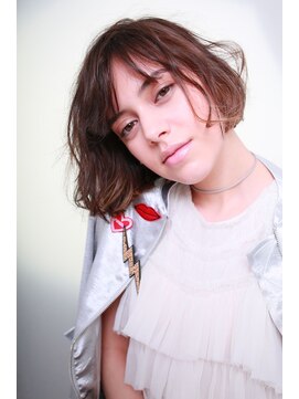 ビューティーアンドケアカロン(Beauty and Care CALON) 【銀座】楽しくておしゃれな３０代向け/大胆で可憐なボブ