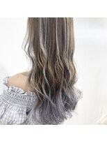 ゲーム 原宿店(GAME)&nbsp;外国人風バレイヤージュ/ホワイトシルバー