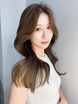 アイティーバイアルバム 北千住店(IT by ALBUM)&nbsp;韓国ヘア_斜めバンググレージュカラーシルキーベージュ_39302