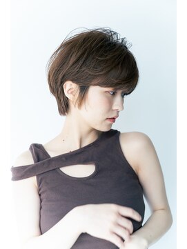 トクテ 吉祥寺(tokute) くびレイヤーエモージュグレージュカラーくびれショート/吉祥寺