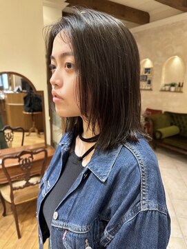 ビュートリアム265(BEAUTRIUM 265) ミディアムレイヤー/フェイスレイヤー/ロブ/顔周りカット/銀座