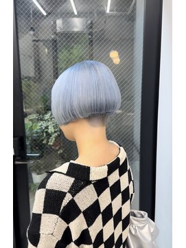 ヴァーディ オモテサンドウ(Vardy omotesando) 水色カラー・ブルーカラー