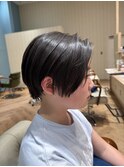 キッズカット×ハンサムショート×センター分け×バーム仕上げ