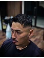 シザーズ(SCISSORS)&nbsp;スキンフェード/アイロンパーマ/ヒートカール/濡れパン/バーバー