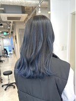 シェノン(Chainon.)&nbsp;ネイビーカラー　デザインカラー　バレイヤージュ　博多