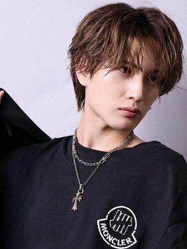 リップス 大宮(LIPPS) 毛流れセンターパートツイスパウルフ