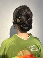 カウチ ヘアー ドレッシング(COUCH Hair Dressing) 訪問着×低めシニヨン