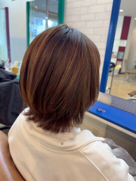 シーズンズ(SEASONS) ミディアム外ハネスタイル