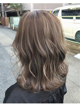 ビアム(Biam) ハイライトグレージュ☆