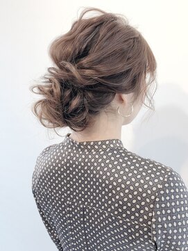 ヘアセット&メイク専門店 カスミ(Kasumi) シニヨンアップスタイル