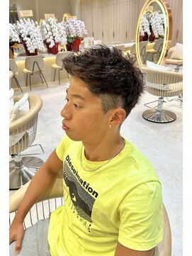 ロンド アンブル 四条烏丸(Lond ambre) 【Lond ambre】萱原大幹　メンズパーマ/眉毛/短髪/メンズカット