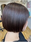 切りっぱなしボブ ぷつっとボブ ショートボブ 透明感カラー 小顔
