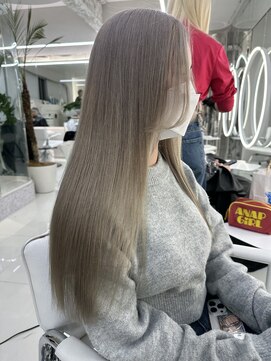 ガガ 心斎橋(GAGA) イメチェン◎フェミニンロングホワイトグレージュメルティ