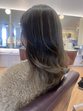 コワファースト させぼ五番街店(COIFF1RST) オリーブベージュ×バレイヤージュ