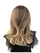 ダイアモンズ(DIAMONDS)&nbsp;バレイヤージュで外国人風トレンドスタイルへ♪