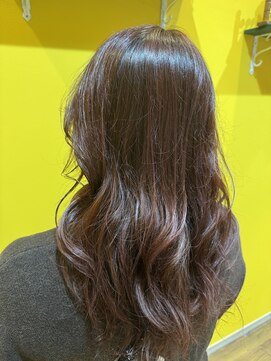 チャマ(Chama.) ハイライトでイメチェンを！チェリーレッド