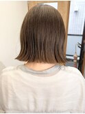 外ハネミディアムボブアッシュベージュ＊透明感カラー/明大前