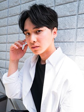 ロンドアンメゾン 原宿(Lond un Maison.) men's/メンズ/フェザーパーマ/サーフカール/フェード/ブリーチ