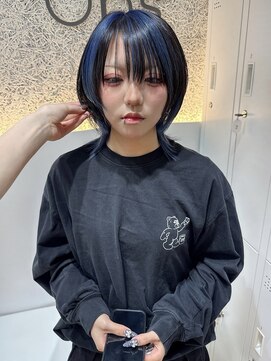 ☆クールに決まる！ブルーデザインカラー×ウルフ