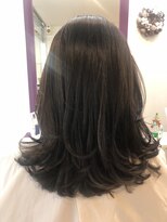 シーズンズ(SEASONS)&nbsp;セミロングレイヤースタイル