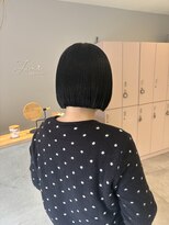 ジェーンバイボヌール(Jane by Bonheur)&nbsp;【JR茨木】首元すっきりストレートボブ