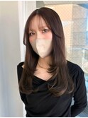 レイヤー 顔周りカット シースルーバング ブラウン 透明感カラー
