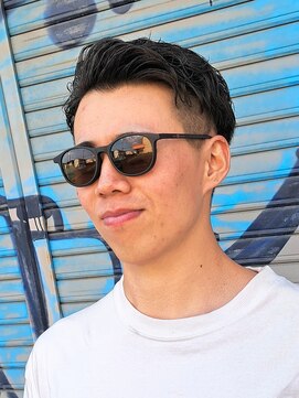 クラシック シザーズ(Classic SCISSORS) フェザーアップ/ツーブロック/刈り上げ/メンズ