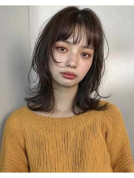 オンク 新宿(onk) 黒髪/グレーベージュ/レイヤーロング/前髪パーマ[新宿駅]