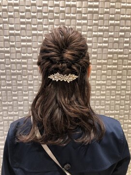 オリーブスバイネオリーブ(Olive's by neolive) 【新宿 neolive】きれいめハーフアップ