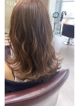 リリィ(LILY) トーンアップ