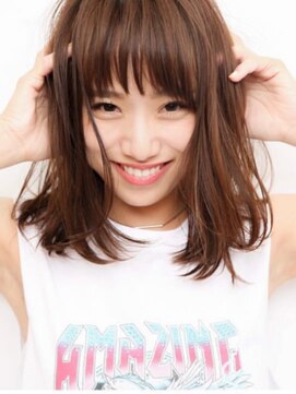 キャロル(CAROL) 鎖骨レングスのヘアスタイル