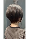 ショートボブ