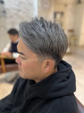 グロウ 恵比寿(grow) グレーアッシュ/刈り上げ/ツーブロック/30代40代