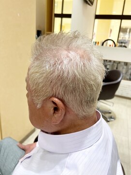 デザイニングヘアードゥ(designing hair Deux) メンズ刈り上げショート