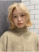 ハイライトカラーミルクティーベージュレイヤーカット