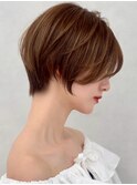 ショートヘア顔周りレイヤーカットダブルカラーショートボブ調布