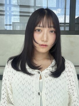 アルティファータ(artifata) ミディアムレイヤー レイヤーカット 艶カラー 髪質改善